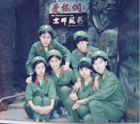对越反击战中,真实的中国女兵