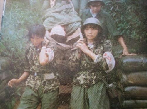 对越反击战中,真实的中国女兵
