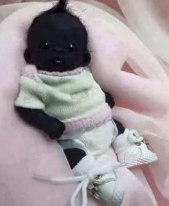 ​“世界上最黑的婴儿”长大了