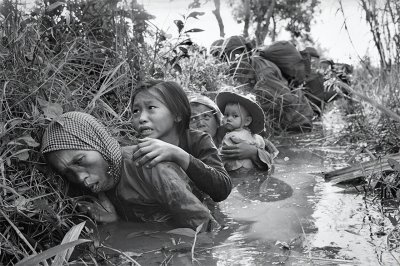 ​1967年美军发射474万个催雨弹，引发越南洪水，害死平民上万