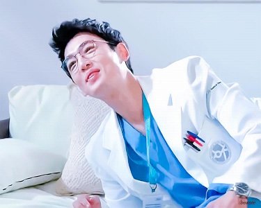 ​恋爱八年不结婚，却被称为“第一初恋”，他们凭什么？