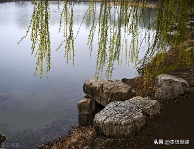 ​惟有门前镜湖水，春风不改旧时波