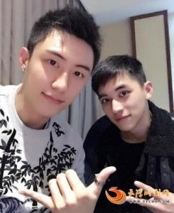 ​许魏洲黄景瑜告白 许魏洲是同性恋吗