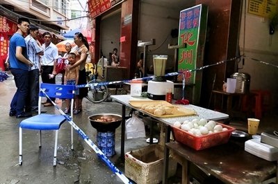 ​17年武汉火车站杀人案！只因面条涨价1元，食客竟将老板头砍下？