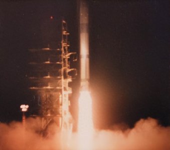 ​他6年发射32颗卫星，3300亿挖运河后套现失联，直接坑惨一个国家