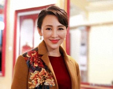 ​岳丽娜：从“北漂女孩”到实力派演员的逆袭之路