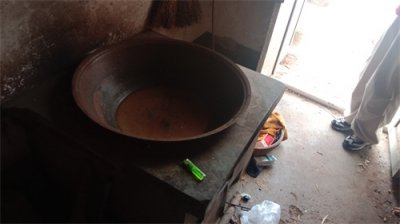 ​即墨区向日葵公益：用爱心为孤寡老人送去清凉