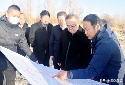 ​酒泉市委书记吴仰东：加大交通基础设施建设力度 加快推进新型城镇化步伐