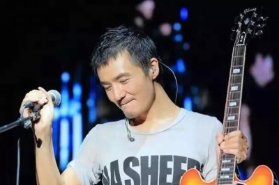 ​朴树回应录制节目中途回家睡觉一事，称经纪人让自己“体面”点走