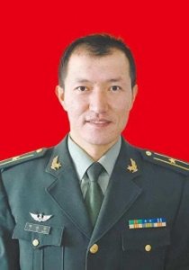 ​中国边疆战士：勇敢护卫家园的真实英雄