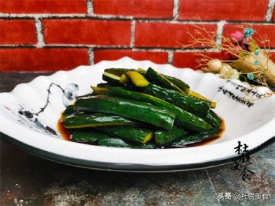 ​腌黄瓜，切记多加2步，腌出的黄瓜才会清脆，学会美味整个冬天