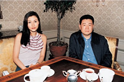 ​李嘉欣与刘銮雄的前尘往事，掌掴洪欣，脚踹蔡少芬