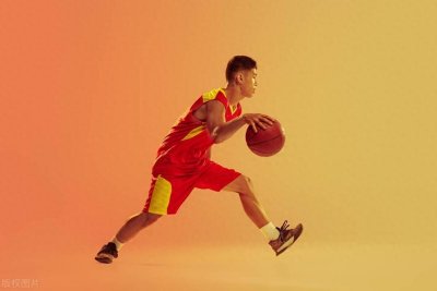 ​中国男篮动态！2月24日 传来赵睿新消息！