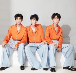 ​TFBOYS六周年演唱会睡衣趴，王源俏皮，王俊凯不羁，千玺太性感