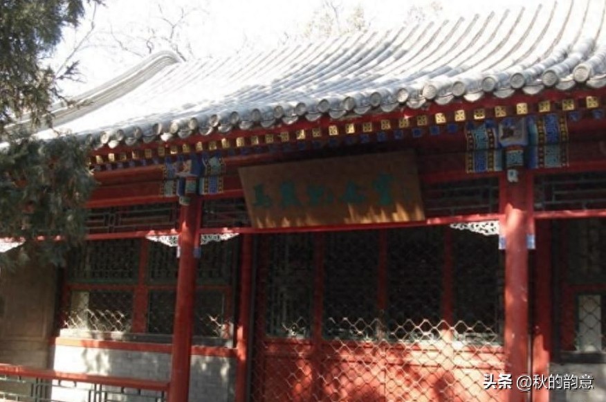 北京日坛公园，原为明清两代帝王祭祀大明之神“太阳”的处所