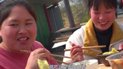 ​安徽网红胖妹，坐拥1026万粉丝，顿顿大鱼大肉，30多岁看着像大妈