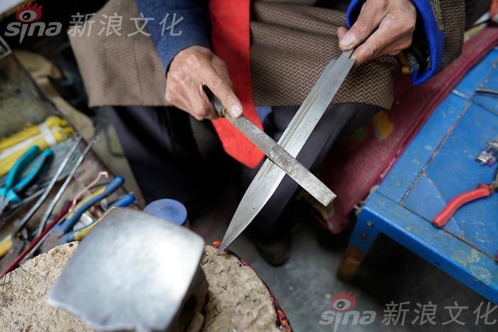 百年传承的安冲藏刀告诉你，冷兵器也可以美成这样