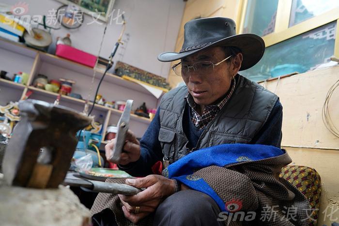 百年传承的安冲藏刀告诉你，冷兵器也可以美成这样