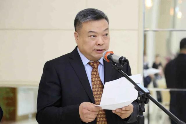 大使是什么行政级别(驻外大使一般是什么行政级别)