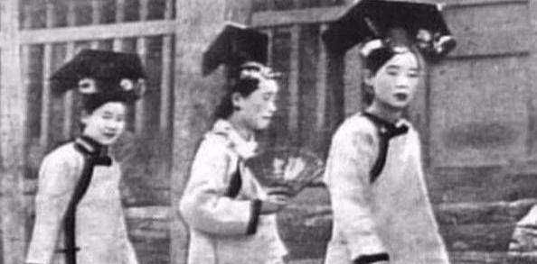 包衣是什么意思,清朝正黄旗包衣是什么意思图8