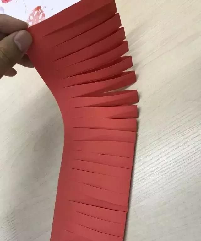 怎样制作灯笼，儿时过年，都是自己动手制作各式各样的玩具灯笼，现在还有人会制作吗？图5