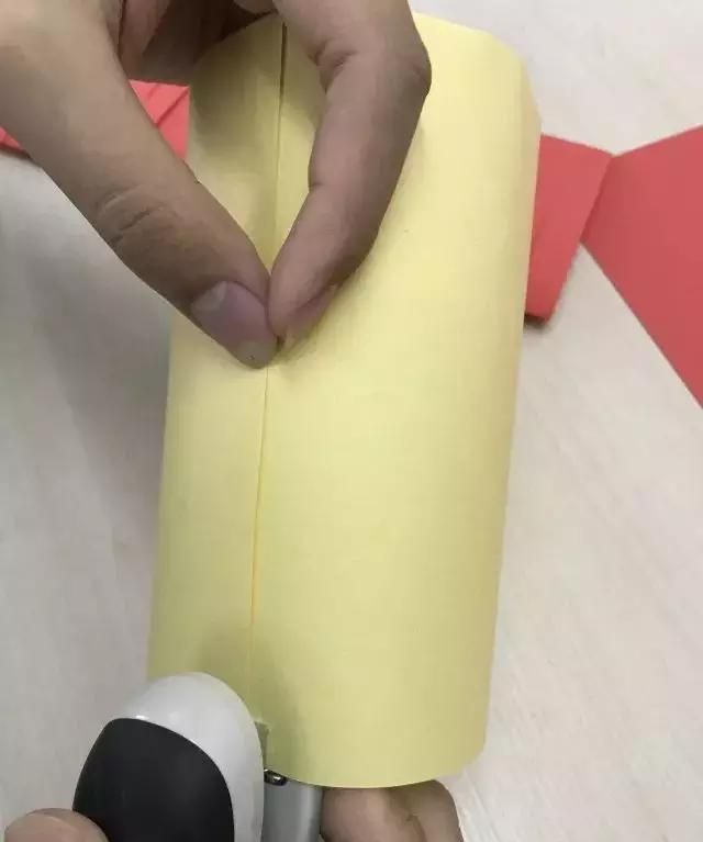 怎样制作灯笼，儿时过年，都是自己动手制作各式各样的玩具灯笼，现在还有人会制作吗？图8