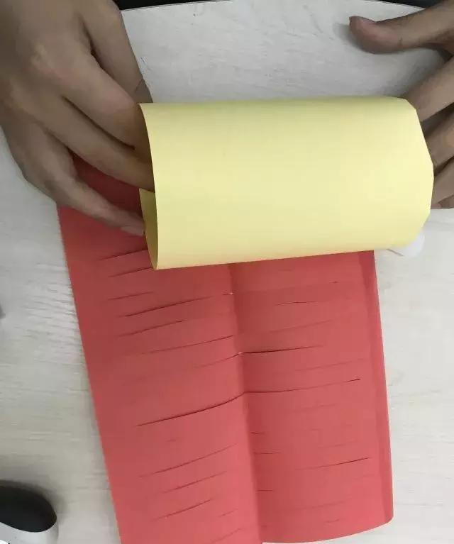 怎样制作灯笼，儿时过年，都是自己动手制作各式各样的玩具灯笼，现在还有人会制作吗？图9