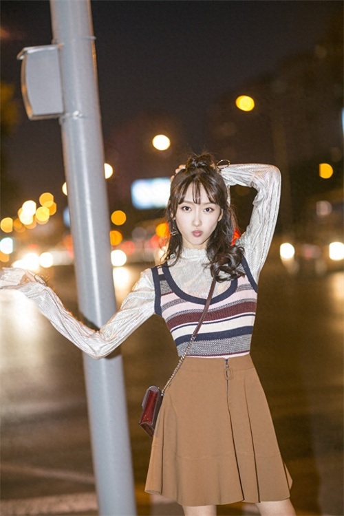 宣璐,《大秧歌》里的“槐花”,戏外的穿衣搭配甩杨紫几天街真美