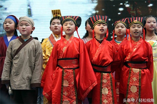 这些孩子们吟诵的国学经典,你还记得吗?