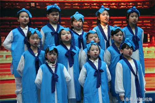 这些孩子们吟诵的国学经典,你还记得吗?