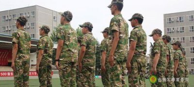 ​站如松坐如钟行如风卧如弓儿歌