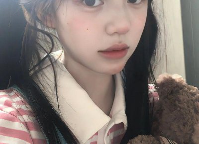 ​和女生聊什么比较好？这几招包她聊到爱上你