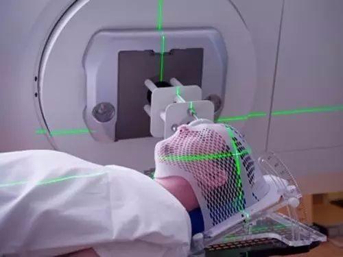 晚期肺癌骨转移，医生说最多活6个月，但她现在已经活了15年！