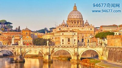 ​世界上最小的国家，梵蒂冈面积0.44平方千米全国人口不足1000