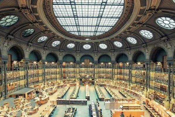 全球10大最美的图书馆，北京篱苑书屋第三，仿佛置身天堂升华灵魂