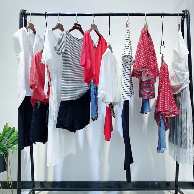 深圳欧时力女装批发（一线大牌欧时力折扣女装店一手货源进货渠道）(7)