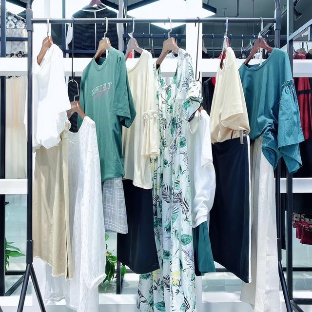 深圳欧时力女装批发（一线大牌欧时力折扣女装店一手货源进货渠道）(12)