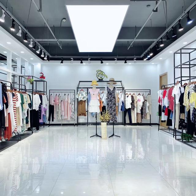 深圳欧时力女装批发（一线大牌欧时力折扣女装店一手货源进货渠道）(2)