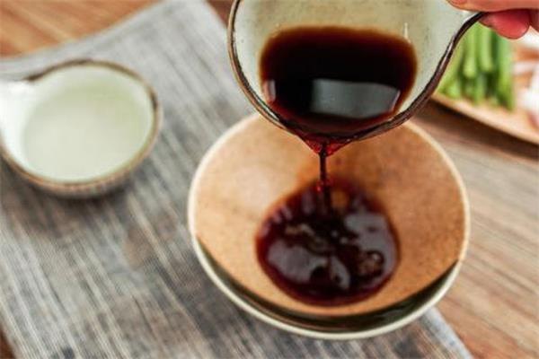 生抽吃多了会变黑吗 生抽吃多了会掉头发吗 生抽吃多了会变黑吗 生抽吃多了会掉头发吗