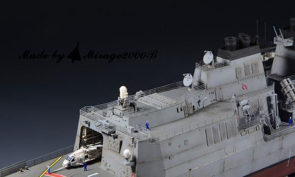 驱逐舰采用平甲板船型的优点是什么