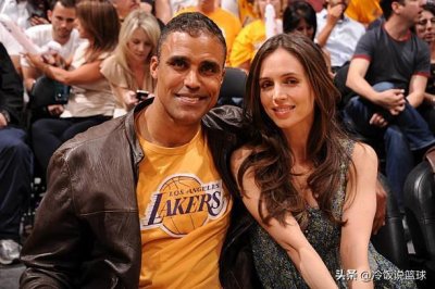 ​科比好兄弟身体强！湖人三冠王里克-福克斯，破产拍片征服女皇！