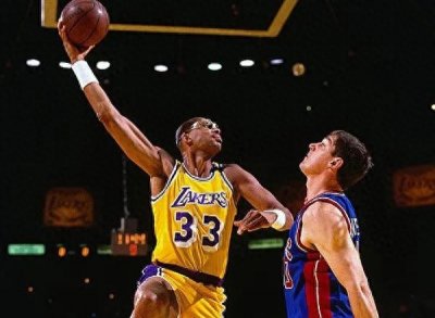 ​“天勾”贾巴尔生涯简历