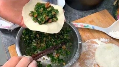 ​面粉和低筋面粉一样吗-（面粉和低筋面粉的区别）