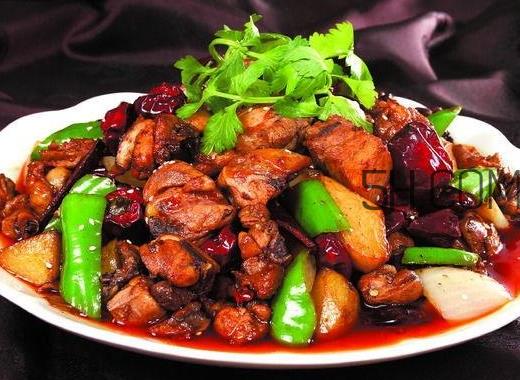 大盘鸡放什么调料 大盘鸡为什么放啤酒