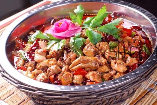 大盘鸡放什么调料 大盘鸡为什么放啤酒