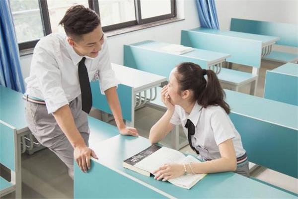 男生在大学怎么脱单 大学里男生脱单技巧 男生在大学怎么脱单 大学里男生脱单技巧