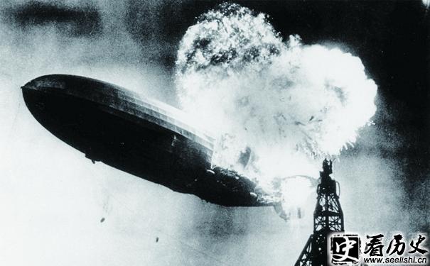 兴登堡号空难照片