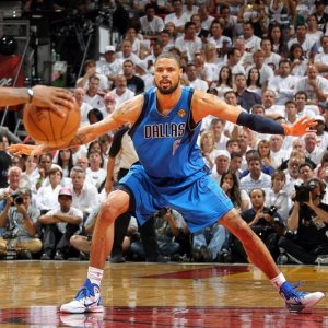 ​2011年的小牛夺冠阵容，你能数出几个？