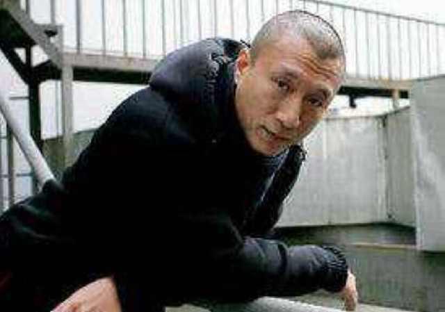 黑老大孙红雷早年的一些旧照真的是霸气，现在怎么变成这样了！