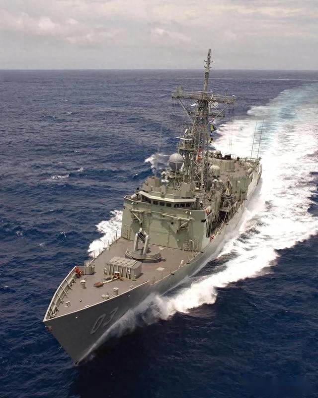 智利海军接盘二手佩里级护卫舰，虽是老舰却有垂发，防空能力更强